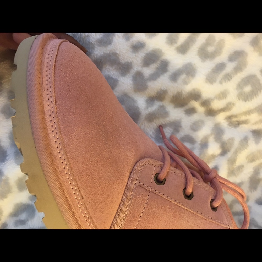 Men’s Ugg Boots (Size 9) - Picture 7 of 7